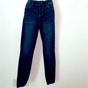 NY&CO SOHO STRETCH/CURVY JEANS SZ 4.